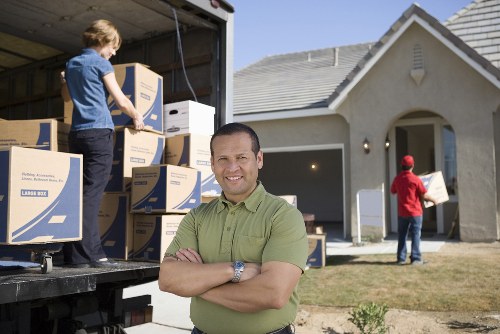 Local storage quote factors including access and parking conditions